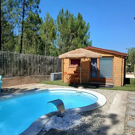 Apartmán Moderne Avec Piscine Privee Pres De 15 M² *